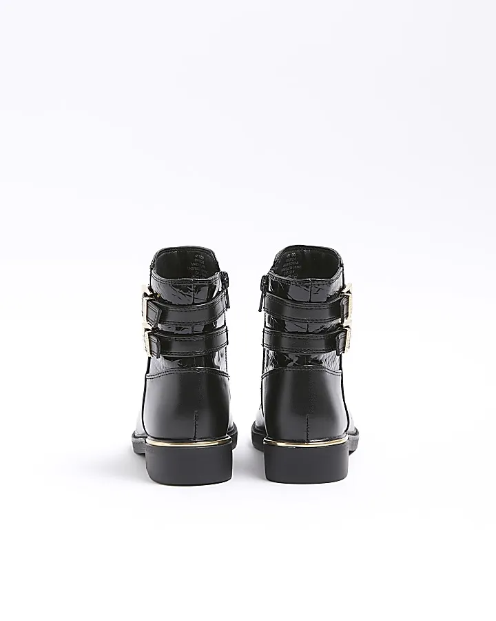 Girls black buckle boots