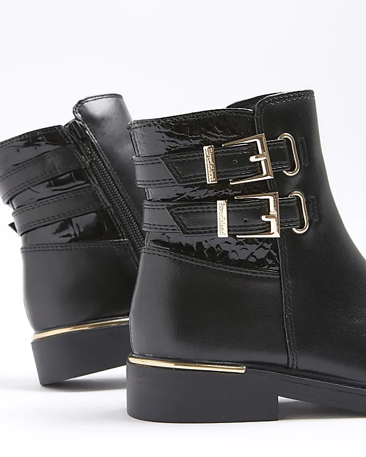 Girls black buckle boots