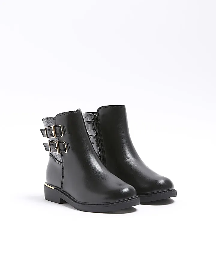 Girls black buckle boots