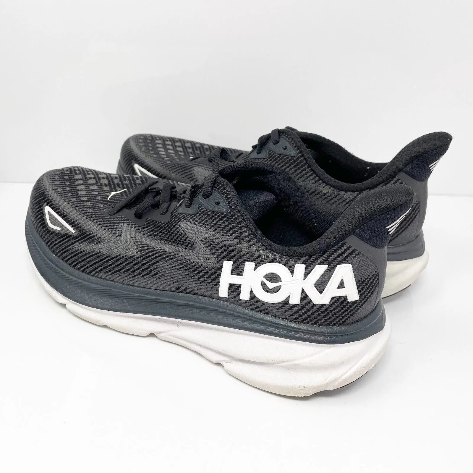 Hoka One One Mens Clifton 9 1132210 BWHT Black Running Shoes Sneakers Size 10 2E