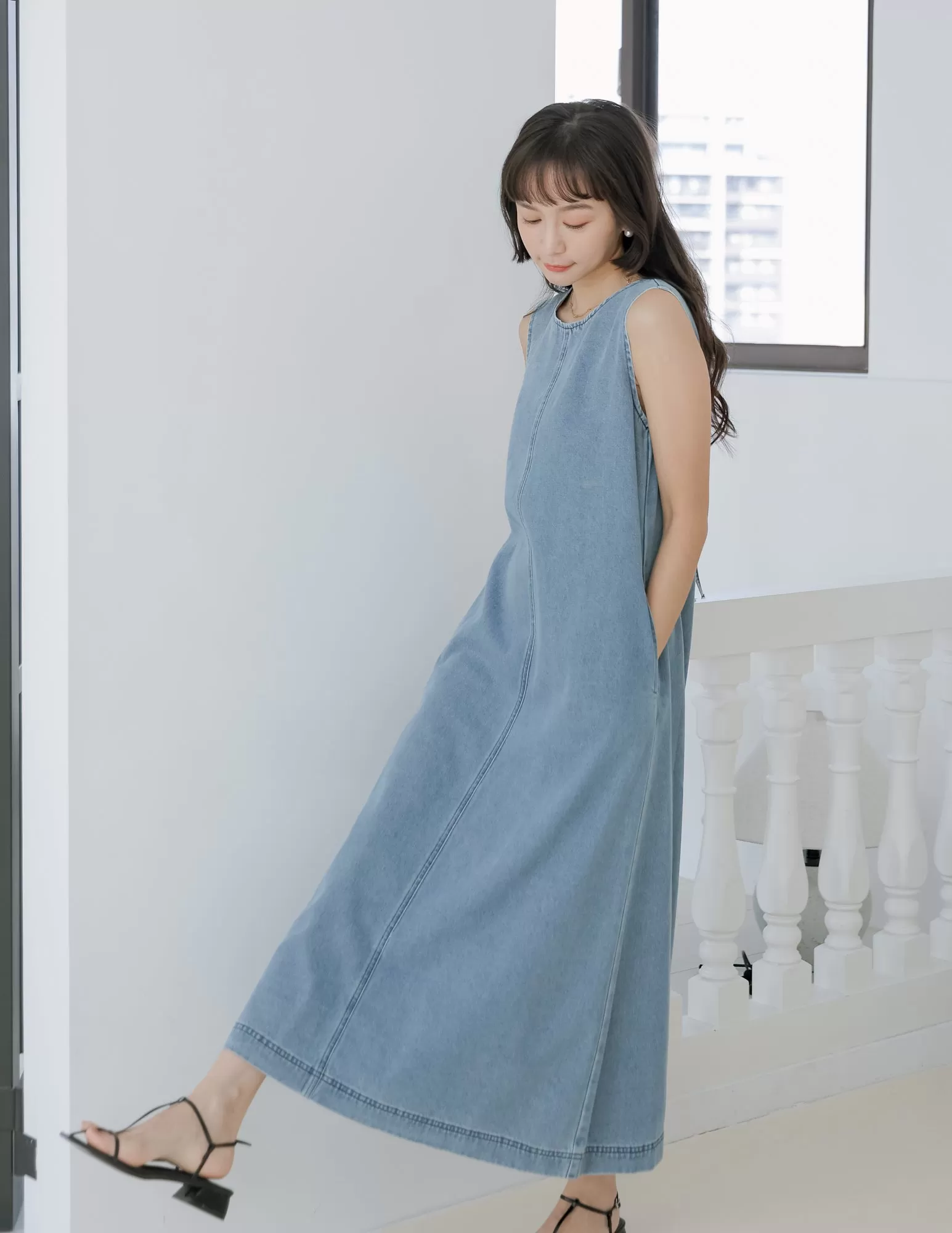 Janet Denim Dress in Light Wash