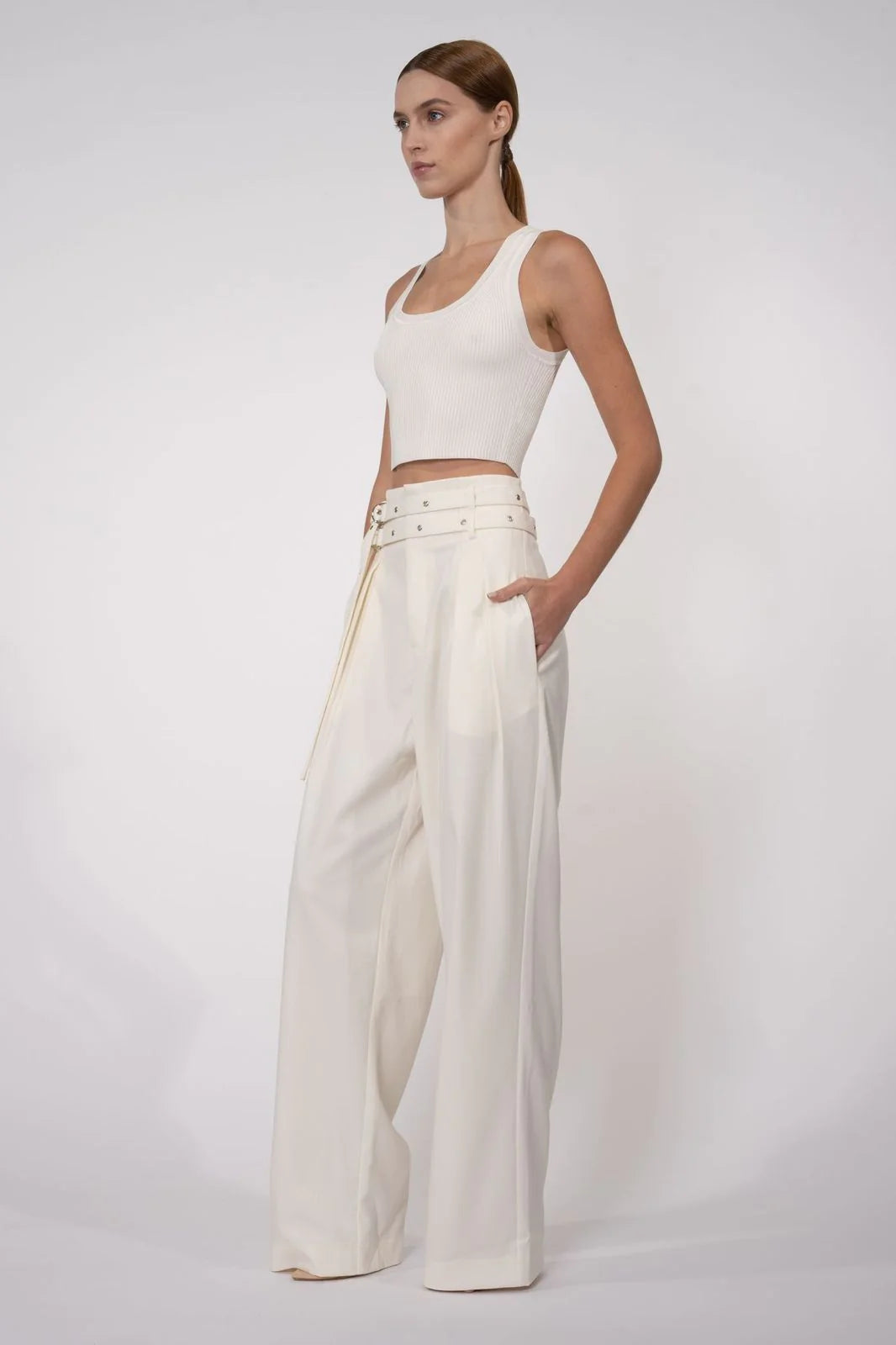 Nonchalant - Eve Crop - White