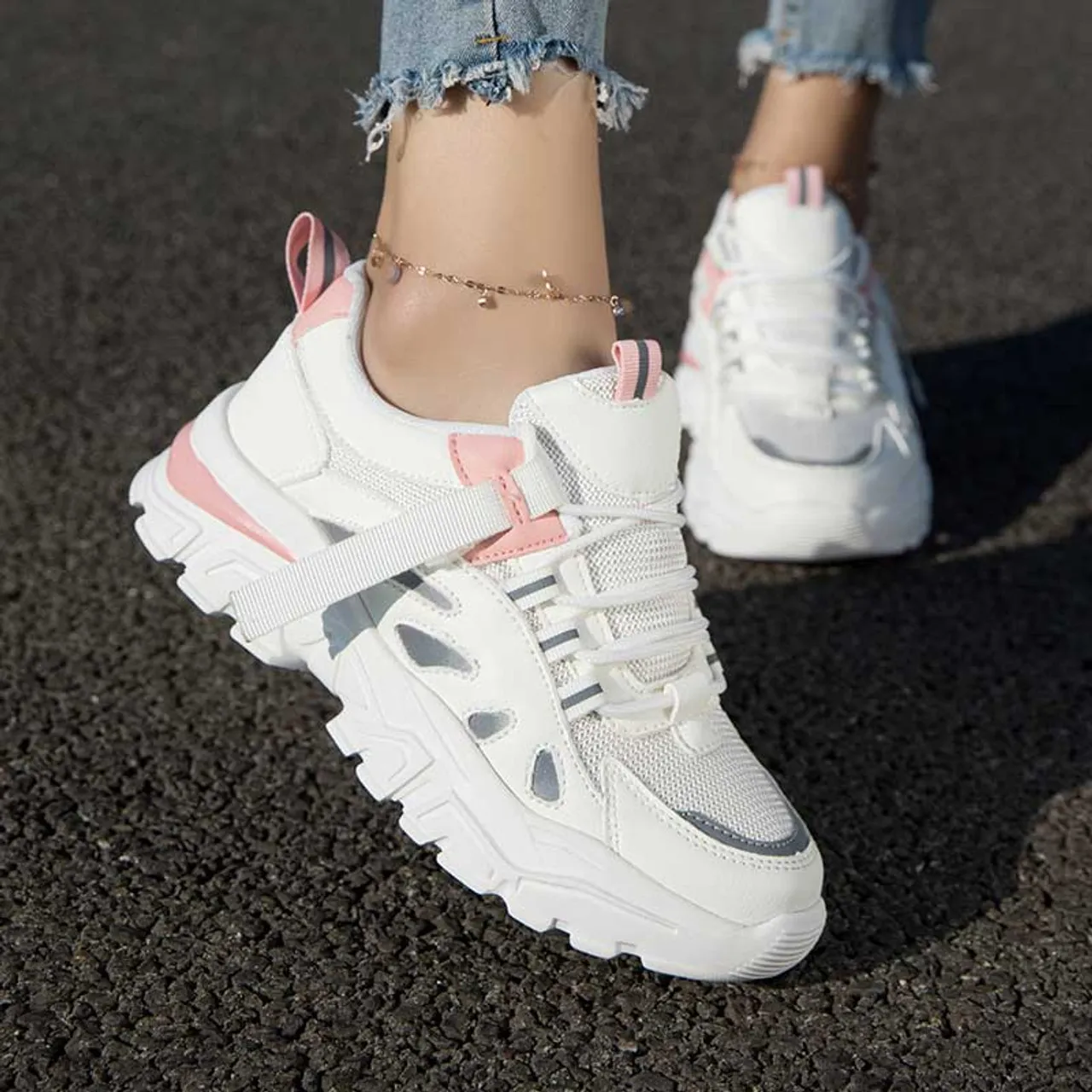 White pink strap decorated casual sport shoe sneaker