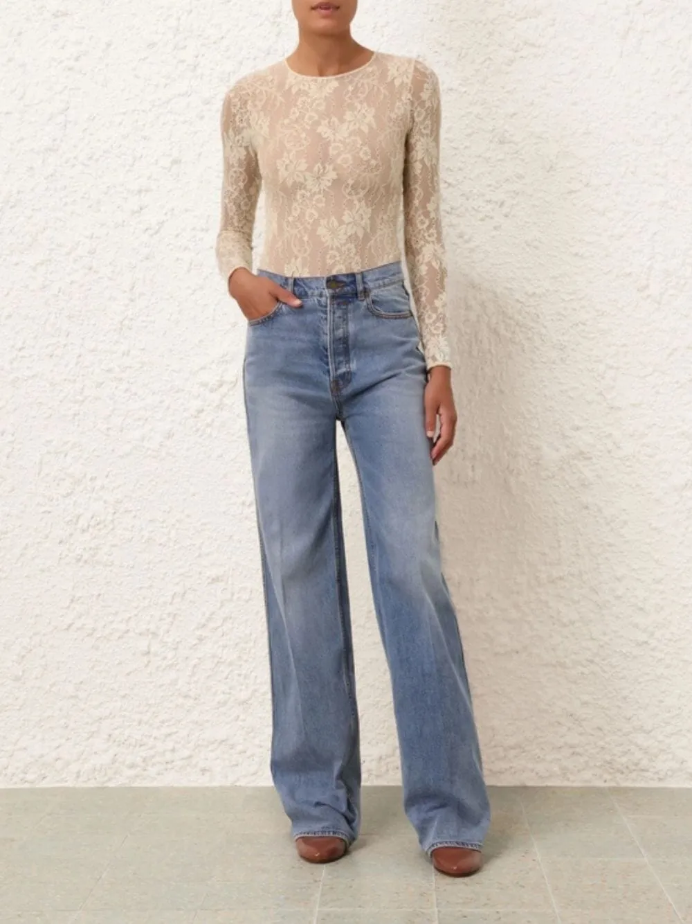 Wide Straight-Leg Silhouette Jeans